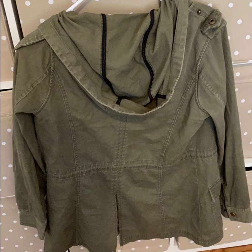 Jacket - Picture 3 of 4